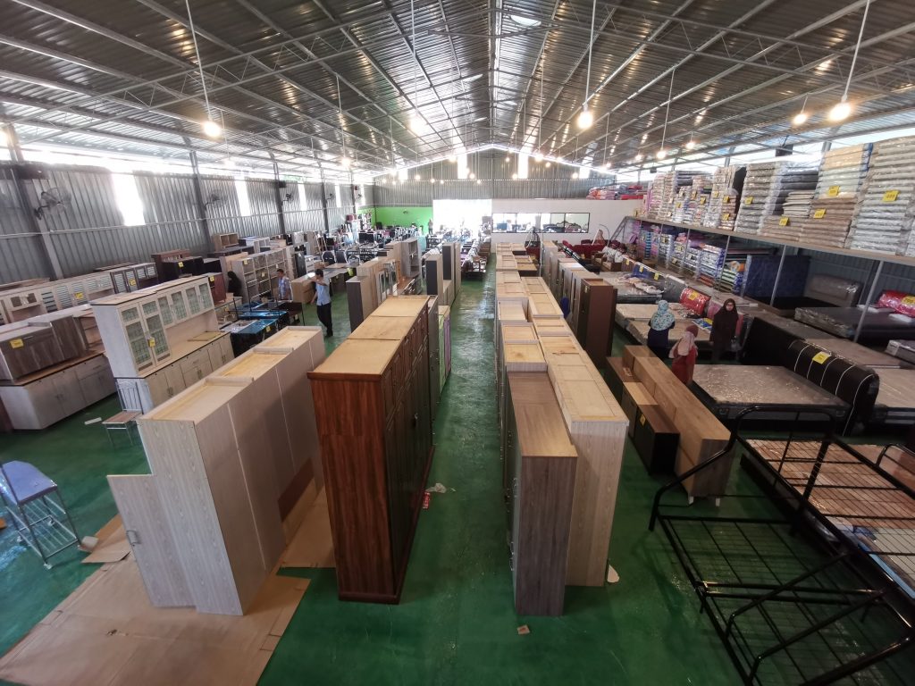Perabot Seri Mewah Sdn Bhd 丽美华家具城